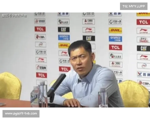 北控主帅张庆鹏帅位危机,媒体曝球队已接触替代教练人选 北控主帅张庆鹏帅位危机,媒体曝球队已接触替代教练人选
