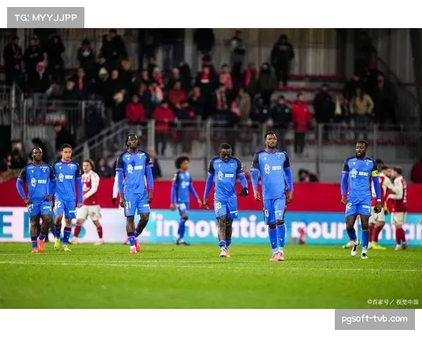 里昂0-2不敌里尔,联赛遭遇三连败